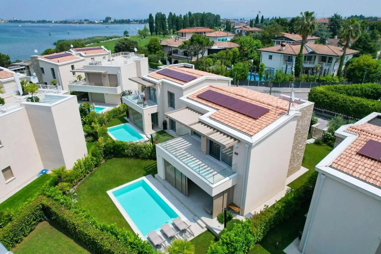 Magic Bay Villa Sirmione 0*,  Italy